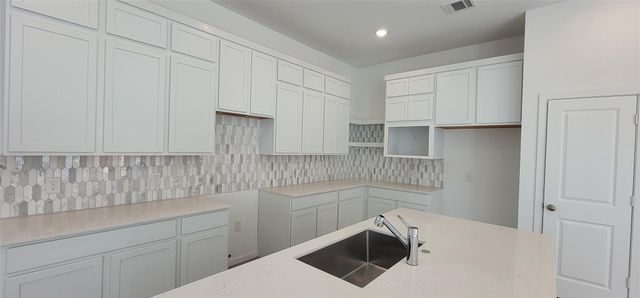 29523 Barnview Drive, Waller, TX 77484