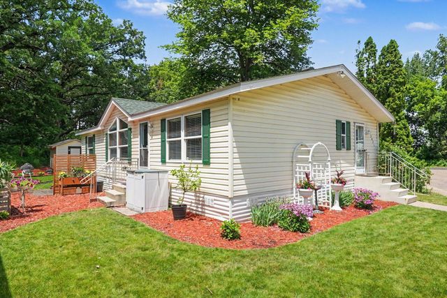 5021 Wellington Avenue, Mounds View, MN 55112