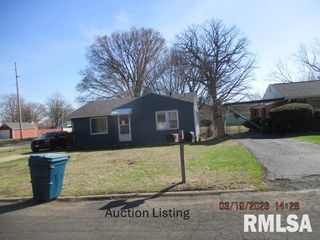 624 E WILSON Avenue, Peoria, IL 61603