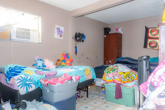 114 Tellez, San Antonio, TX 78228