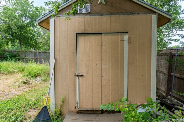 114 Tellez, San Antonio, TX 78228