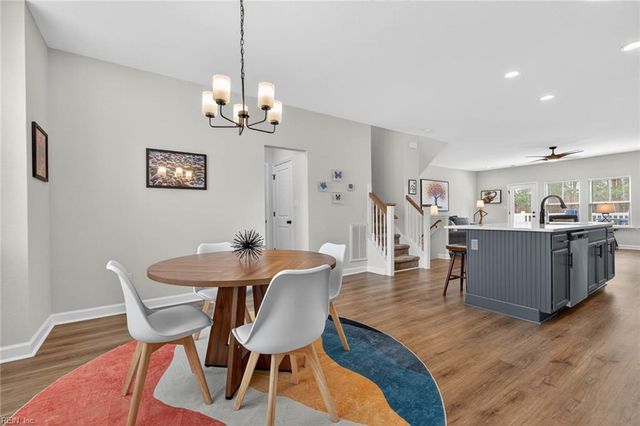 2009 Laycock Ln Unit 102, Suffolk, VA 23435