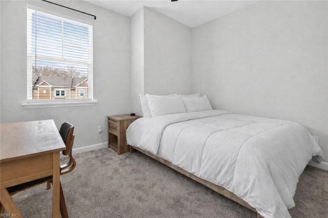 2009 Laycock Ln Unit 102, Suffolk, VA 23435