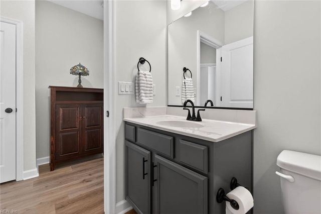 2009 Laycock Ln Unit 102, Suffolk, VA 23435