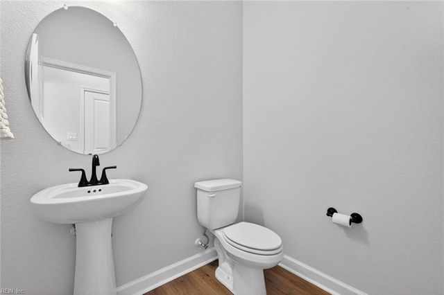 2009 Laycock Ln Unit 102, Suffolk, VA 23435