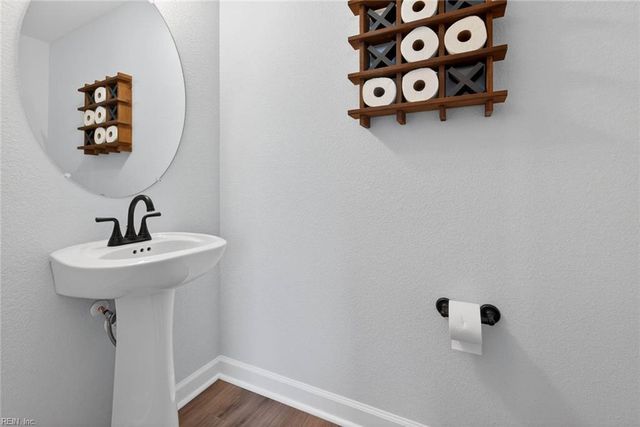 2009 Laycock Ln Unit 102, Suffolk, VA 23435