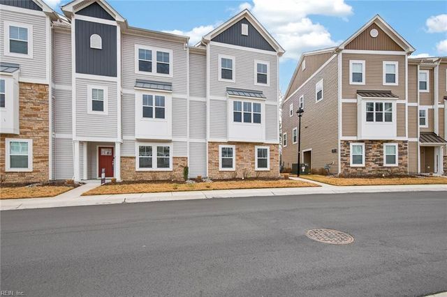 2009 Laycock Ln Unit 102, Suffolk, VA 23435