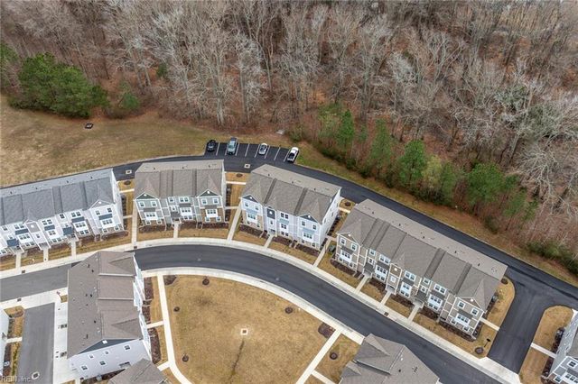 2009 Laycock Ln Unit 102, Suffolk, VA 23435