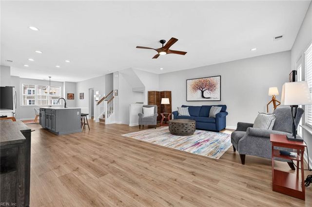 2009 Laycock Ln Unit 102, Suffolk, VA 23435