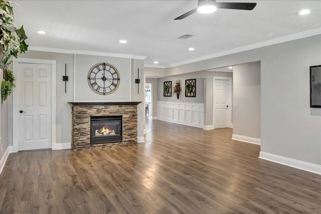 12335 2nd Street, Santa Fe, TX 77539