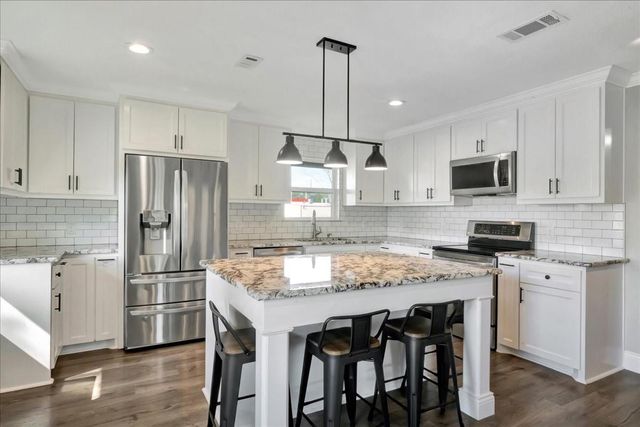 12335 2nd Street, Santa Fe, TX 77539