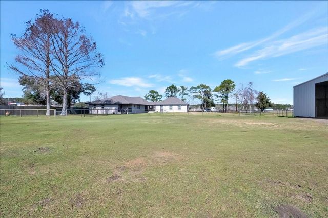 12335 2nd Street, Santa Fe, TX 77539