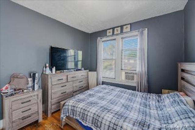 4527 Hill Avenue, Bronx, NY 10466