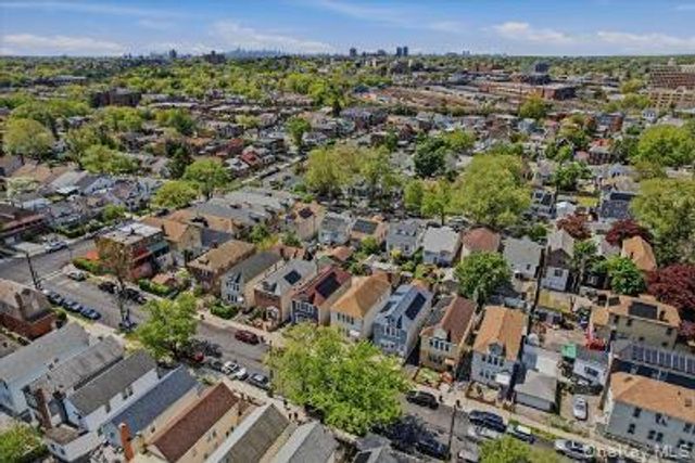4527 Hill Avenue, Bronx, NY 10466