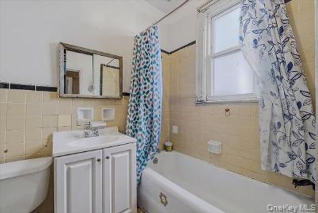 4527 Hill Avenue, Bronx, NY 10466