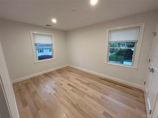 61 Adelphi Avenue 63, Harrison, NY 10528
