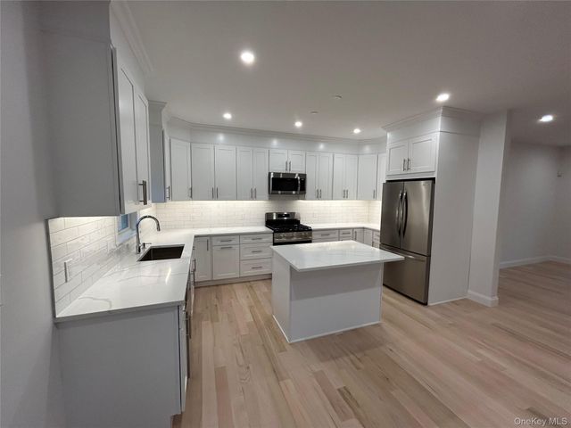 61 Adelphi Avenue 63, Harrison, NY 10528