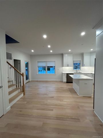 61 Adelphi Avenue 63, Harrison, NY 10528