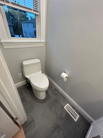 61 Adelphi Avenue 63, Harrison, NY 10528