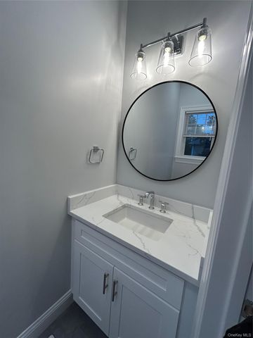 61 Adelphi Avenue 63, Harrison, NY 10528