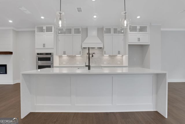 110 Bridgecrest Road, Roswell, GA 30075