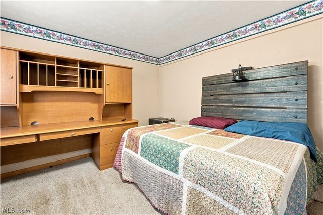 4837 leigh Avenue NW, Canton, OH 44709