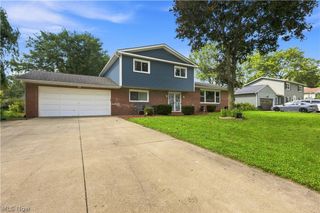 4837 leigh Avenue NW, Canton, OH 44709