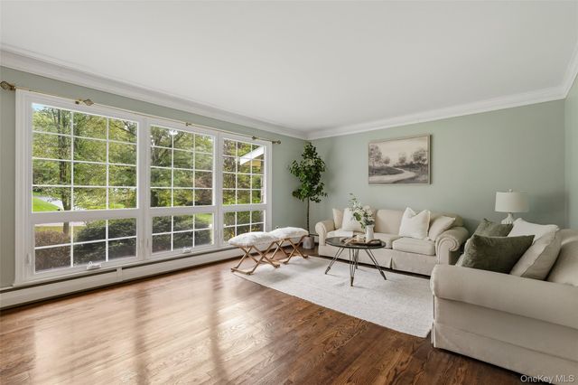 730 Fieldstone Court, Yorktown Heights, NY 10598