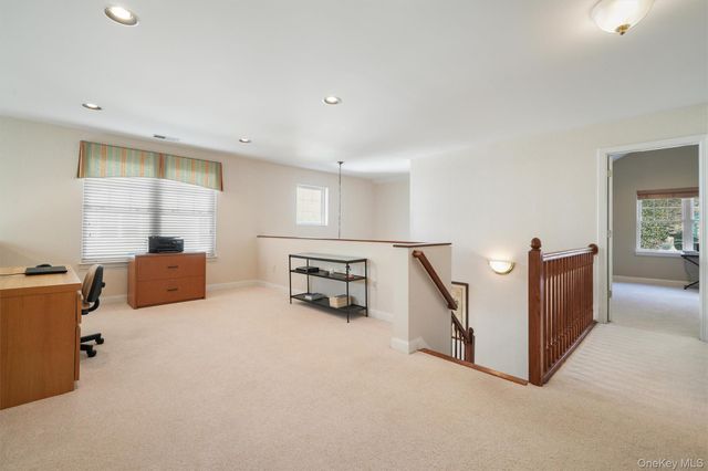 25 Briarbrook Drive 25, Briarcliff Manor, NY 10510