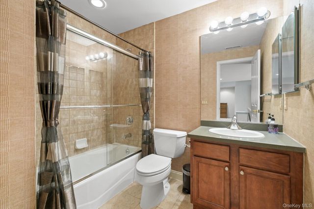 25 Briarbrook Drive 25, Briarcliff Manor, NY 10510