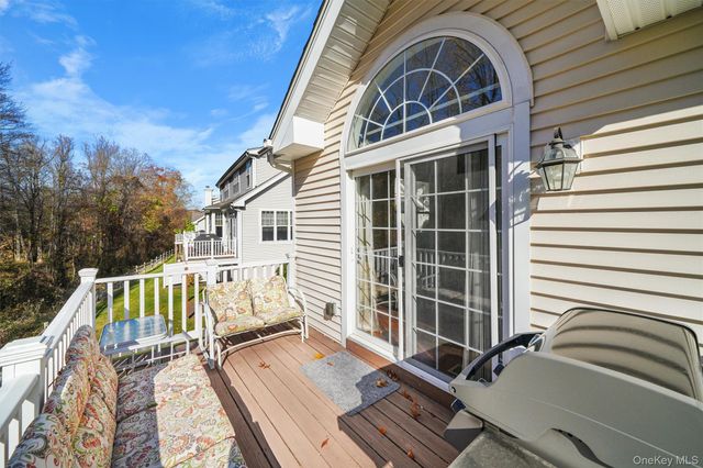 25 Briarbrook Drive 25, Briarcliff Manor, NY 10510