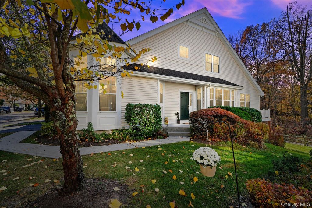 25 Briarbrook Drive 25, Briarcliff Manor, NY 10510