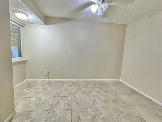 307 Whitecap Drive, Seabrook, TX 77586