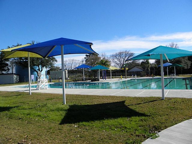 307 Whitecap Drive, Seabrook, TX 77586