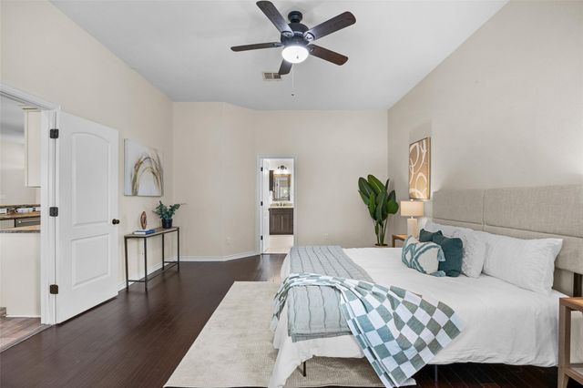 10409 Little Creek CIR, Dripping Springs, TX 78620