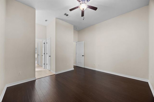 10409 Little Creek CIR, Dripping Springs, TX 78620