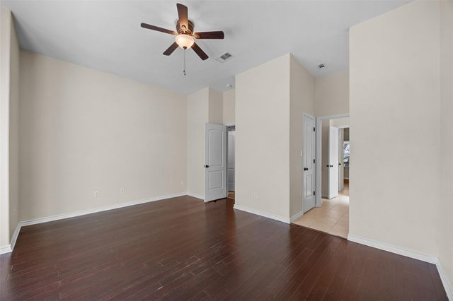 10409 Little Creek CIR, Dripping Springs, TX 78620
