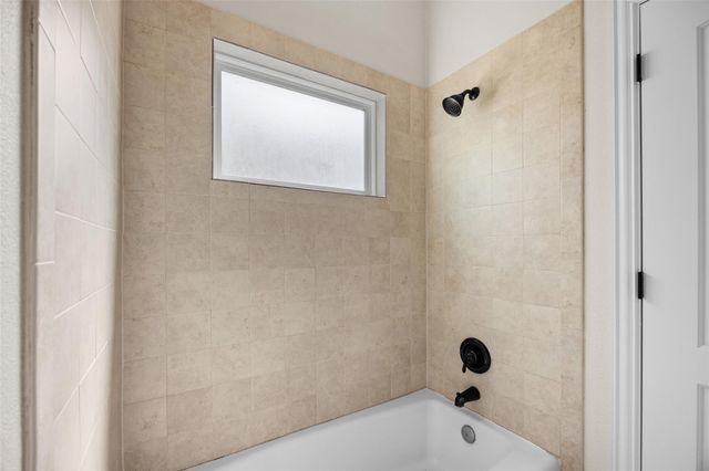 10409 Little Creek CIR, Dripping Springs, TX 78620