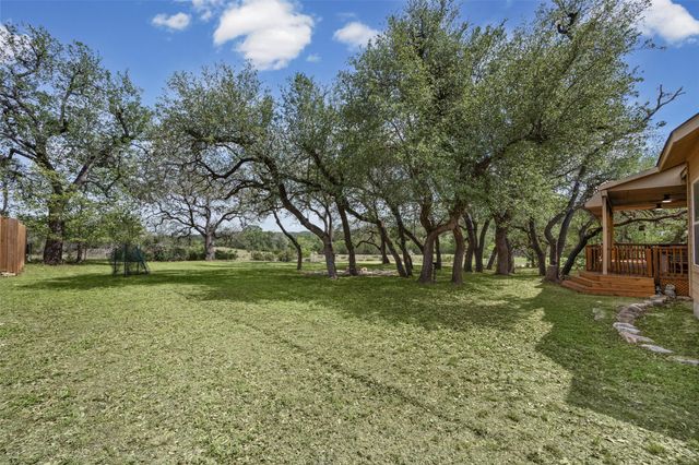 10409 Little Creek CIR, Dripping Springs, TX 78620