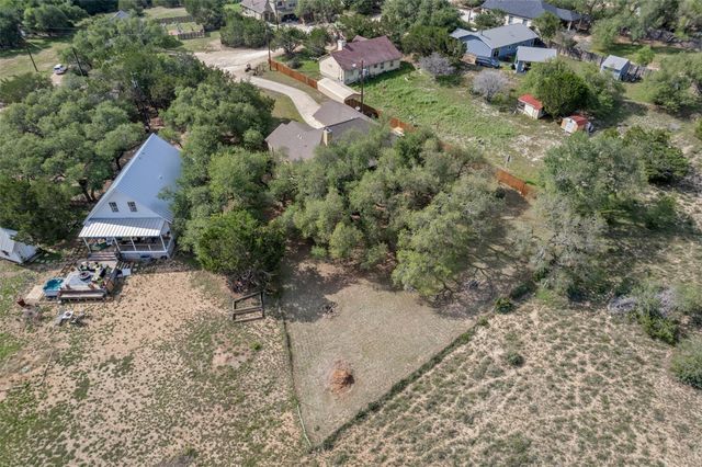 10409 Little Creek CIR, Dripping Springs, TX 78620