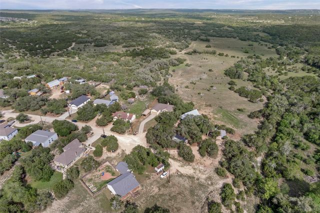 10409 Little Creek CIR, Dripping Springs, TX 78620