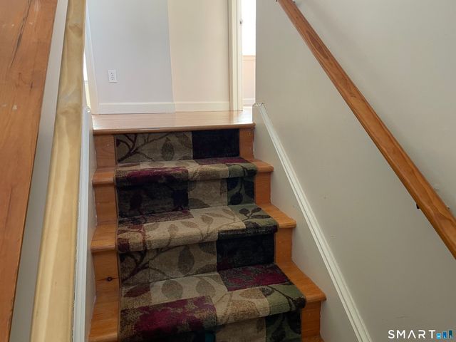 41 Elmcroft Road, Stamford, CT 06902