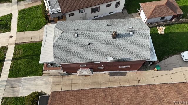 41 Pendennis Place, Cheektowaga, NY 14225