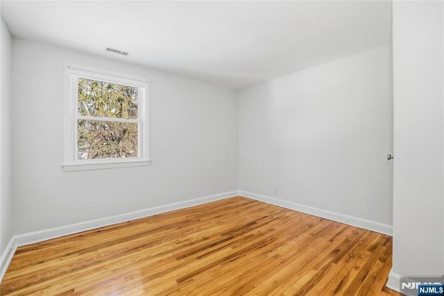 371 Gilbert Street 2, Ridgewood, NJ 07450