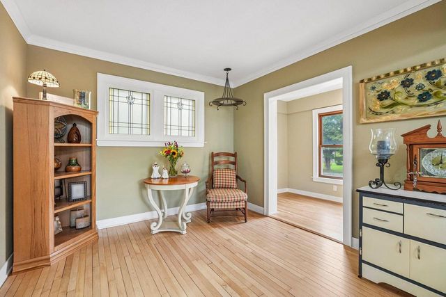 1059 9th AVENUE, Grafton, WI 53024