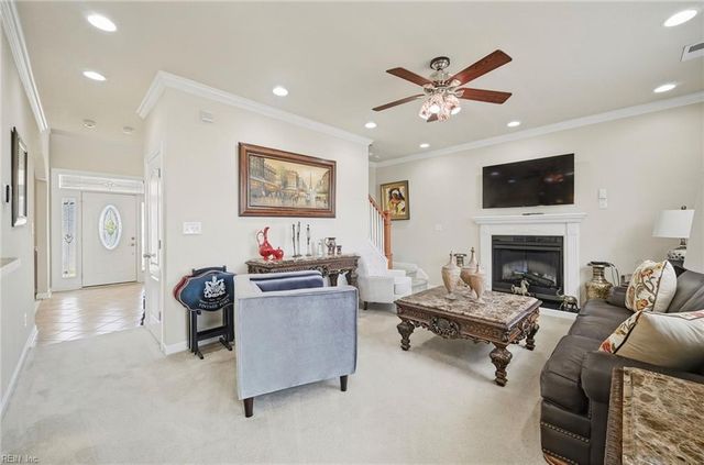 404 Clara DR, Chesapeake, VA 23320