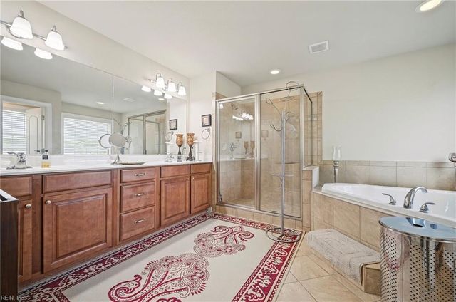 404 Clara DR, Chesapeake, VA 23320