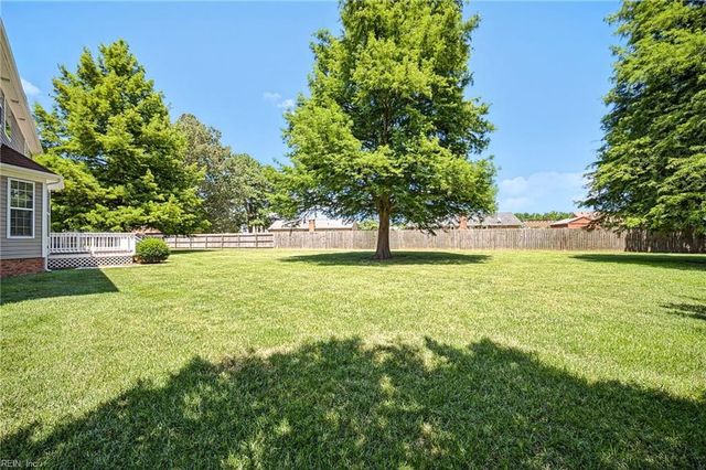 404 Clara DR, Chesapeake, VA 23320