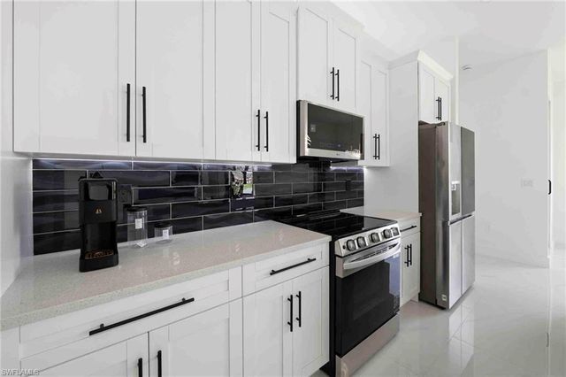 3724 7th ST SW, Lehigh Acres, FL 33976