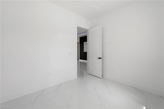 3724 7th ST SW, Lehigh Acres, FL 33976